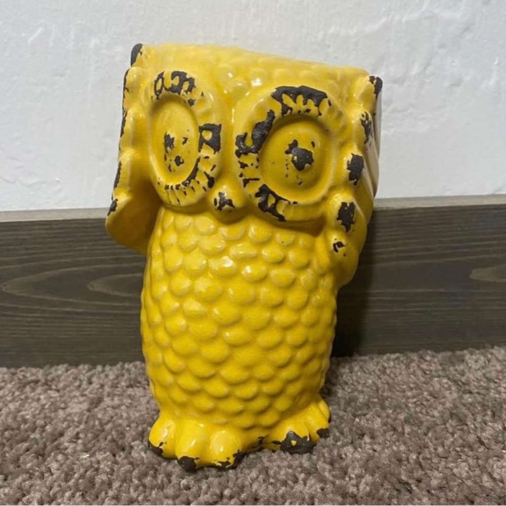 Decorative owl